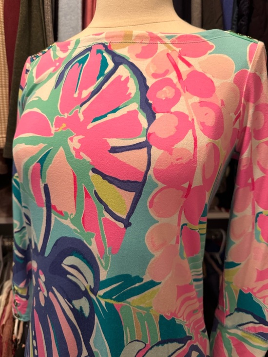 Lilly Pulitzer Dresses & Skirts - Lilly Pulitzer Vibrant Floral Shift Dress in Aqua & Pink - Cover Up